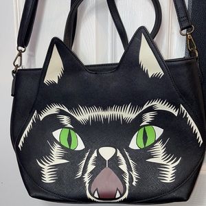 Thackery Binx loungefly purse